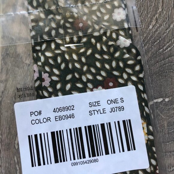 🎄NWOT Madewell Silk Skinny Bandana Dark Green - Picture 4 of 4